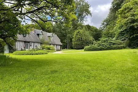 Causette Normandie Villa *